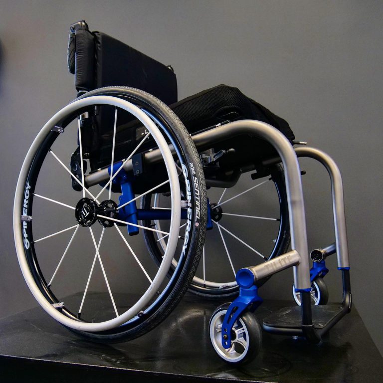 tilite zra active wheelchair with blue accents